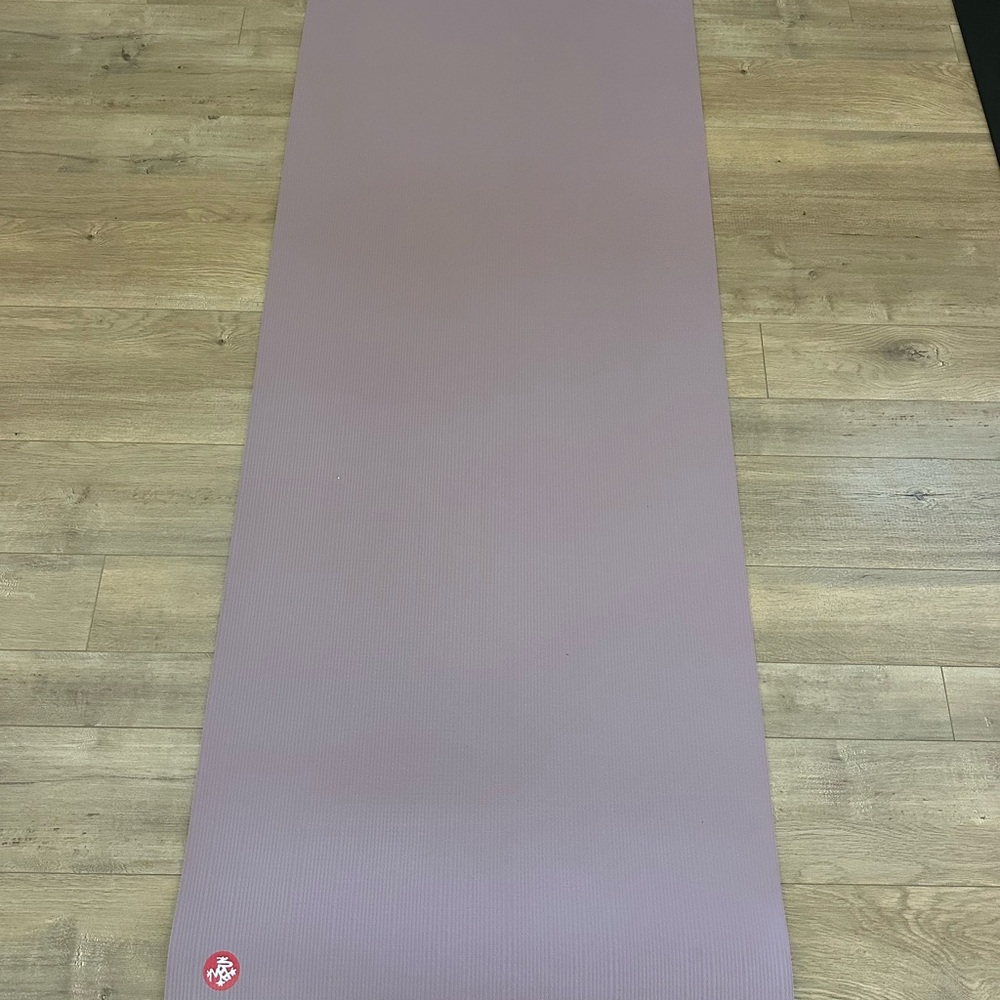 Manduka Pro Mat in Soft Purple